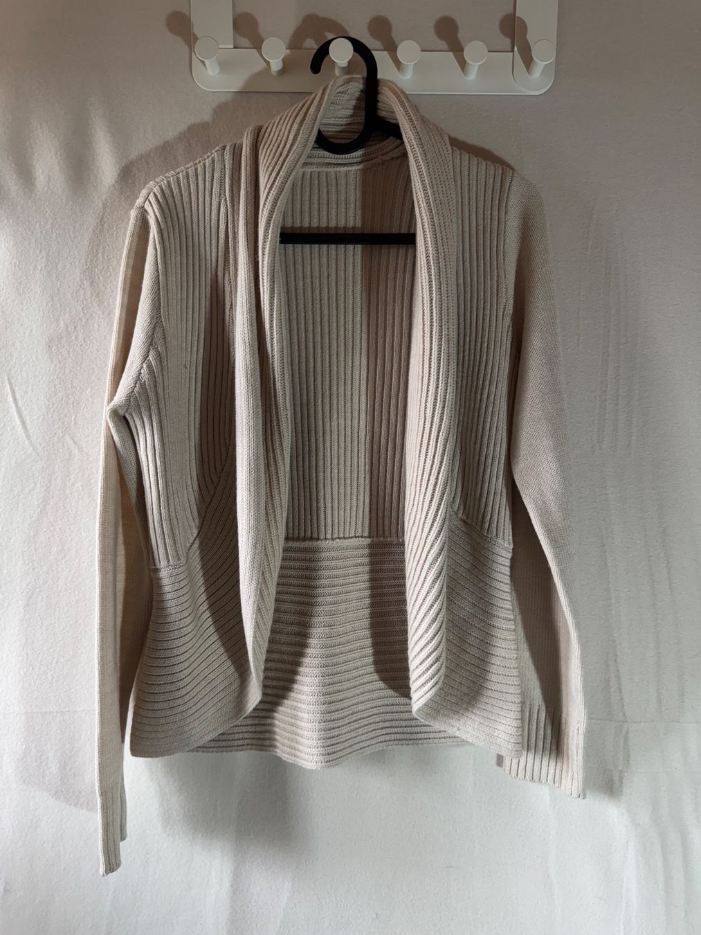 Jacken: Schöne Strickjacke Cardigan ca Gr.M – Gebraucht aus Grosswangen von second_hand_dress