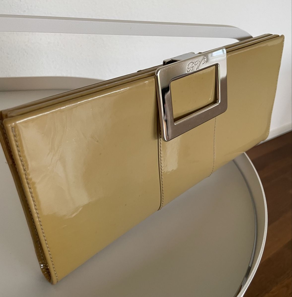 Borse da donna: Roger Vivier Clutch – Usato da Lengwil venduto da isa_7wyt 2