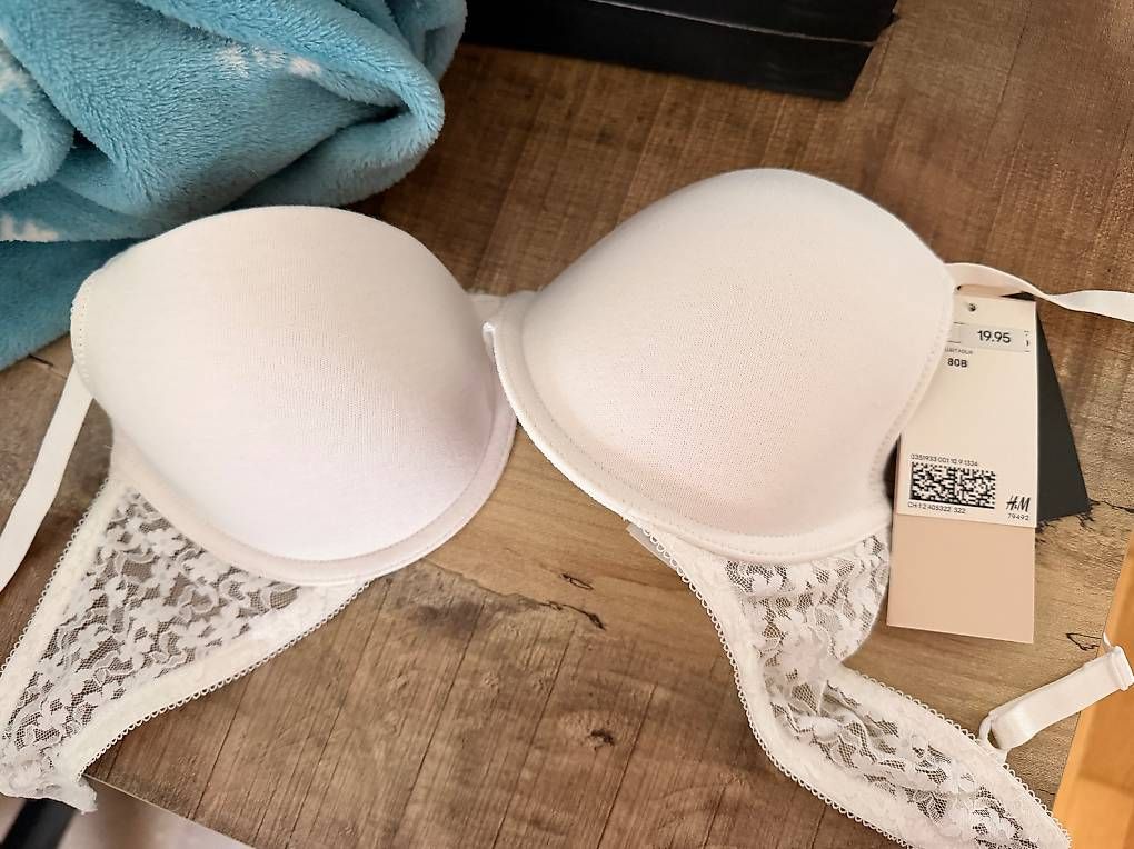 Altra biancheria intima: Soutien gorge neuf 80B – Usato da Chessel venduto da Alyssia83