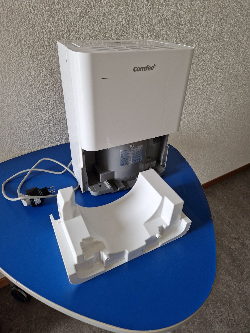 Comfee Déshumidificateurs: Comfee Luftentfeuchter 10 Liter pro Tag – D'occasion à Münchenbuchsee par Aare22 7