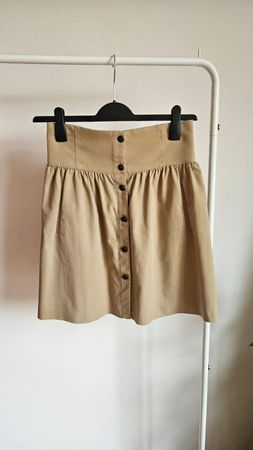 Rock (High-Waist)