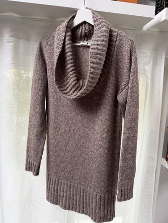 Esprit Strickkleid mit Wasserfallkragen, Grösse M