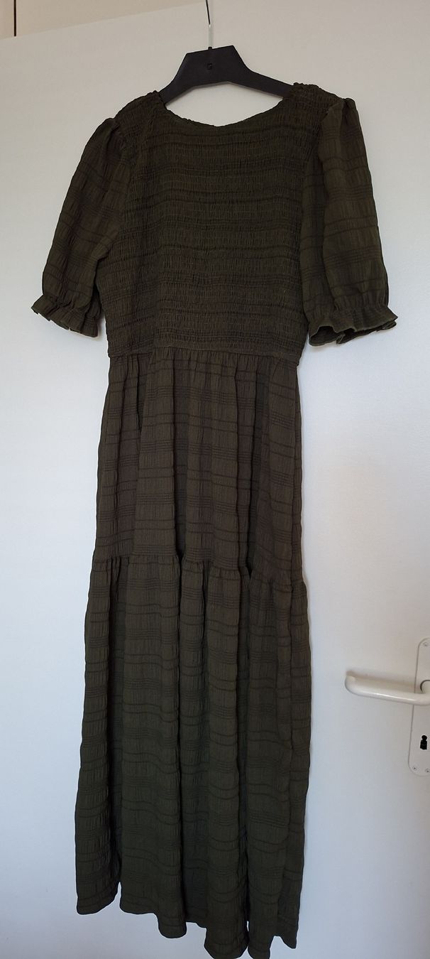 Vestiti: Robe longue kaki taille L neuve – Nuovo (secondo la descrizione) da Plan-les-Ouates venduto da Laly_92