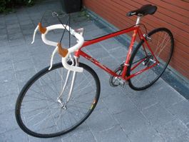 Roter Flitzer, KRAPF, schlichtes Marken Rennvelo / Citybike