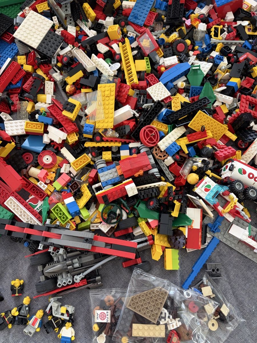 Lego Jeux de construction: Lego mélangés 4.7 KG – D'occasion à Echallens par JAR69 6