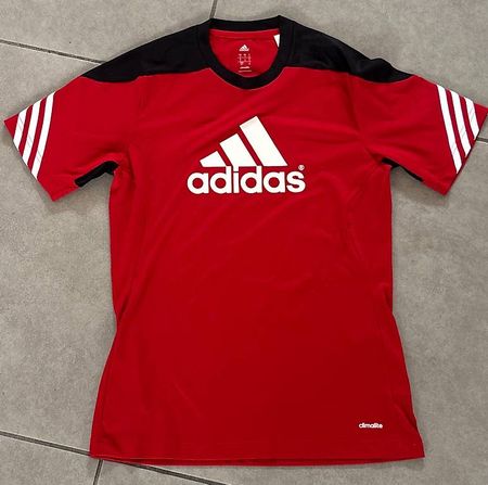 T-shirt adidas de sport taille S