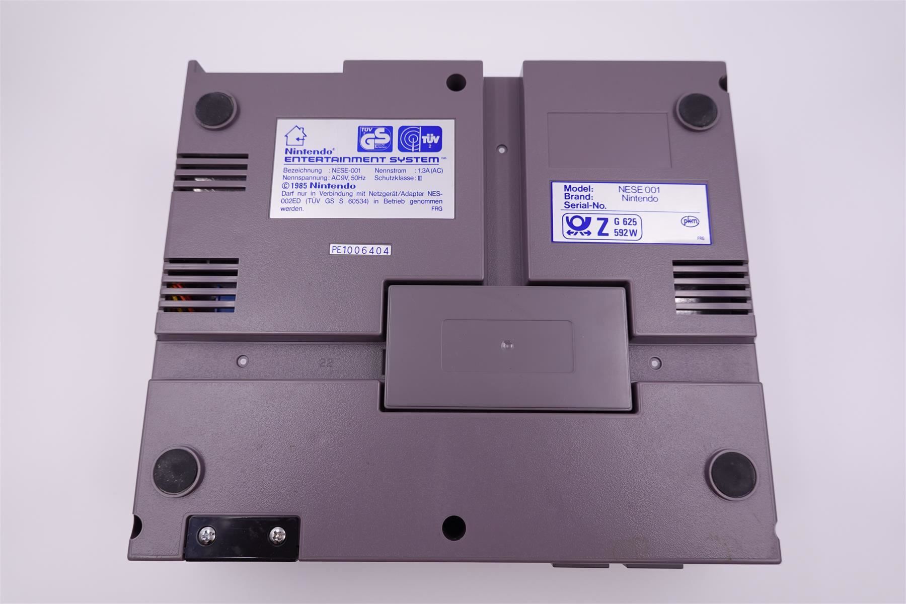 Nintendo Console: Nintendo NES Konsole – Usato da Herisau venduto da ZelliZone 3
