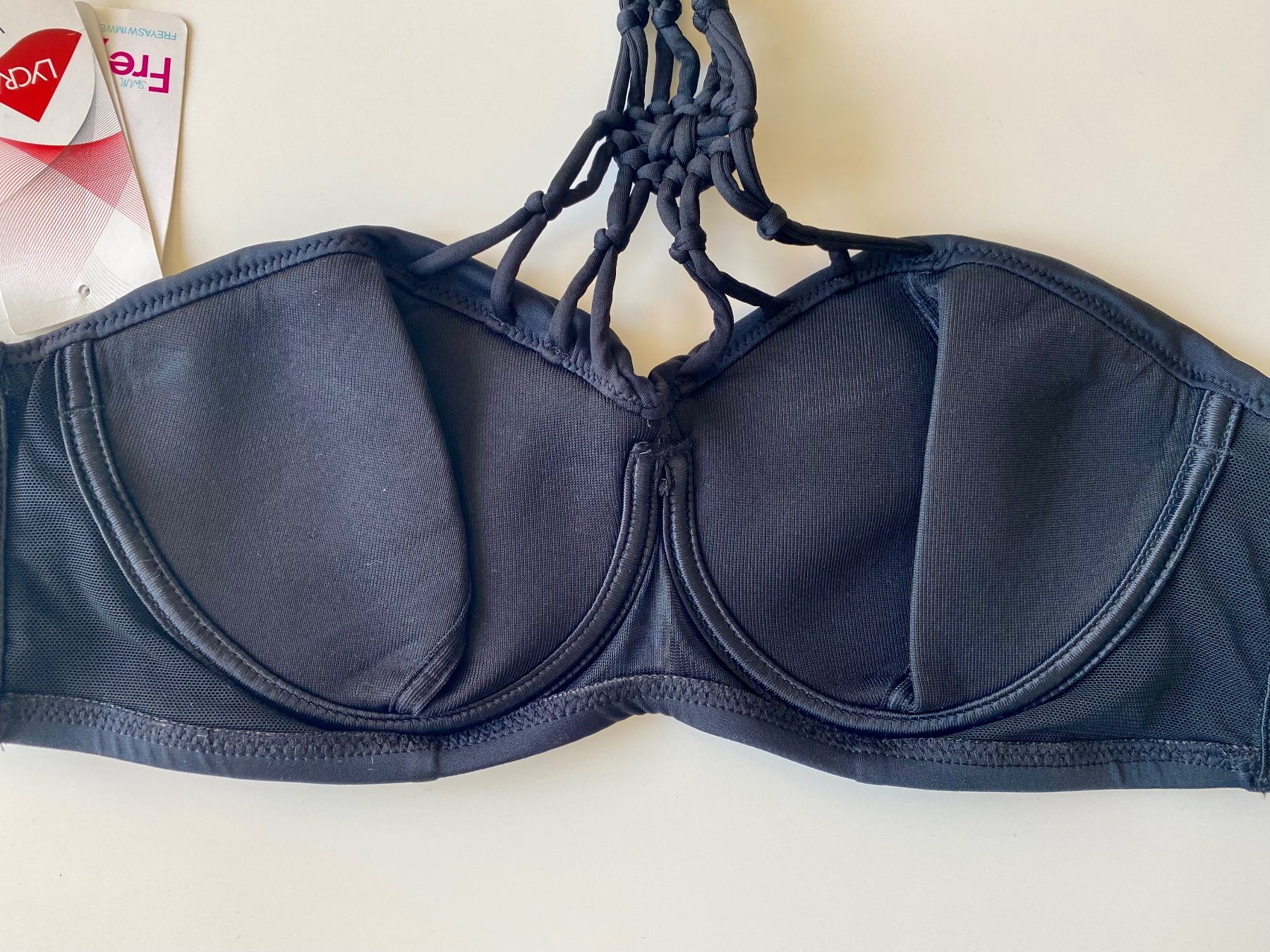 Costumi da bagno & Bikini: Top de bikini Freya macrame noir  65 E    NEU! – Nuovo e nell'imballaggio originale da Peseux venduto da Gilloss 8