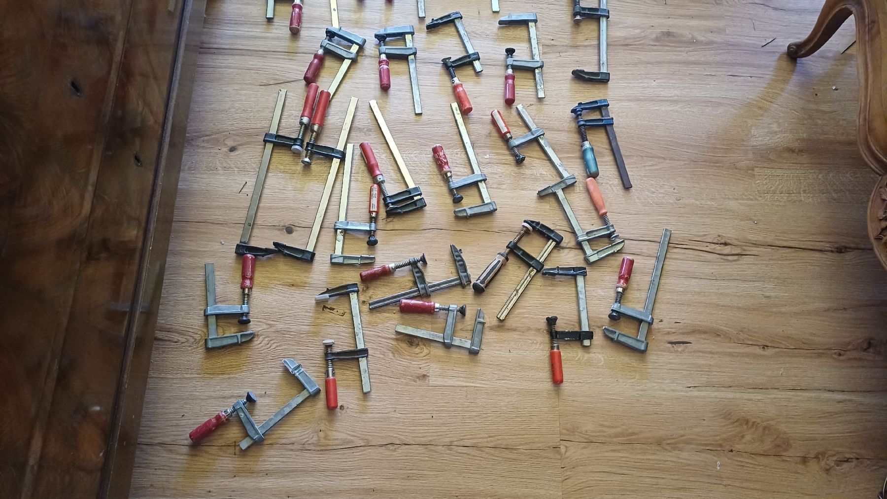Alle Werkzeuge: 26 Schraubzwingen 👍 – Gebraucht aus Flawil von Pinkmalibu 5