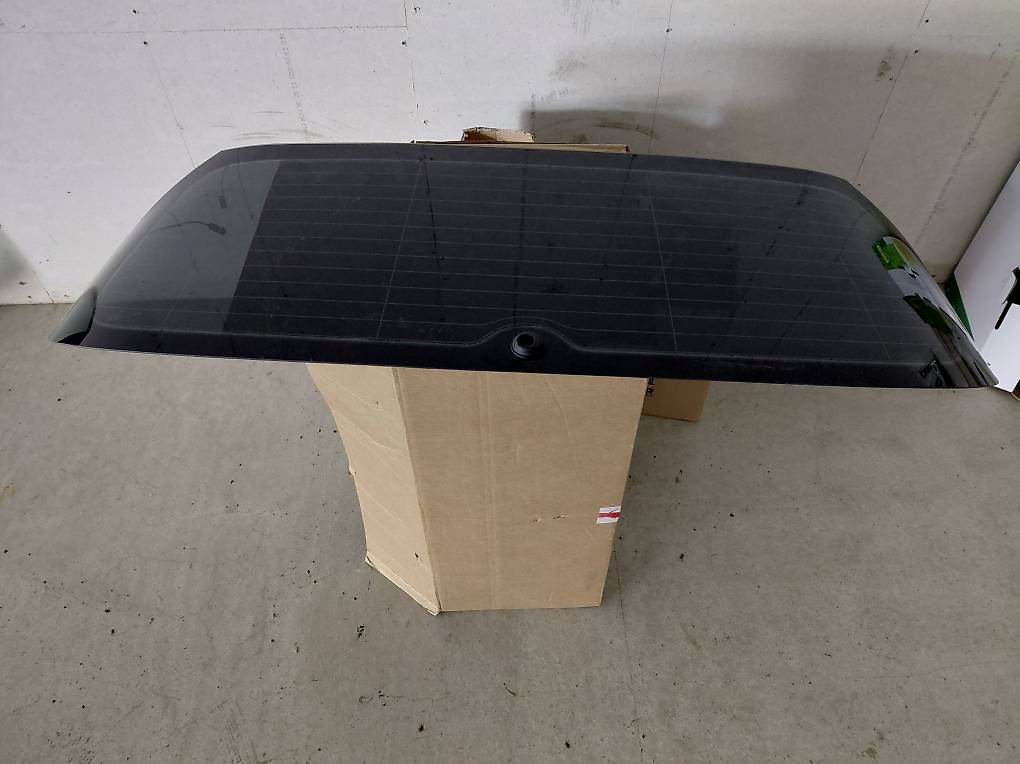 Alle Autoersatzteile: A vendre lunette arrière VW Golf 8 – Gebraucht aus Sonvilier von ste_58mr