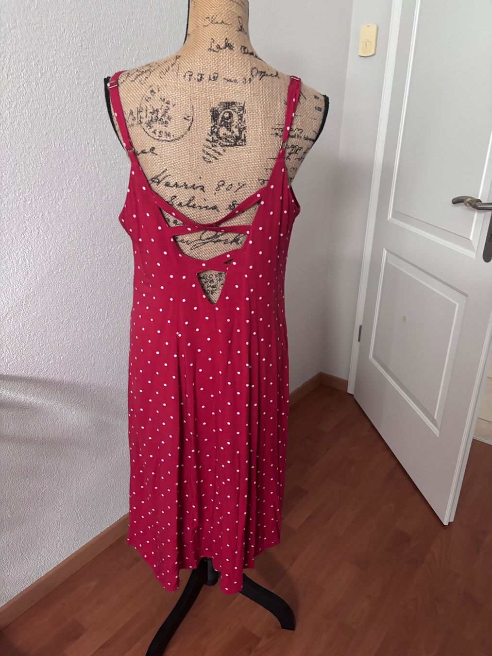 Vestiti: Sommerkleid Polkadots L/42 rot – Usato da Balsthal venduto da Uroby 2