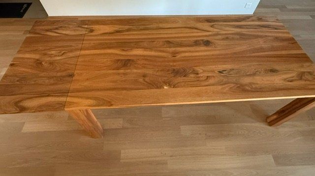 Tavoli: Esstisch Nussbaum Massiv – Usato da Zürich venduto da KatZH 2