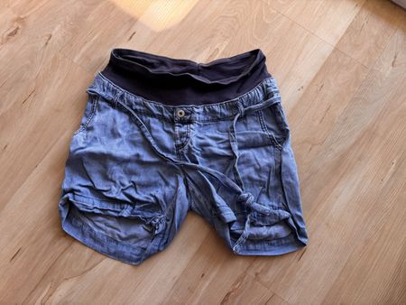 Sommer Umstandsshorts von H&M Mama, Grösse 40
