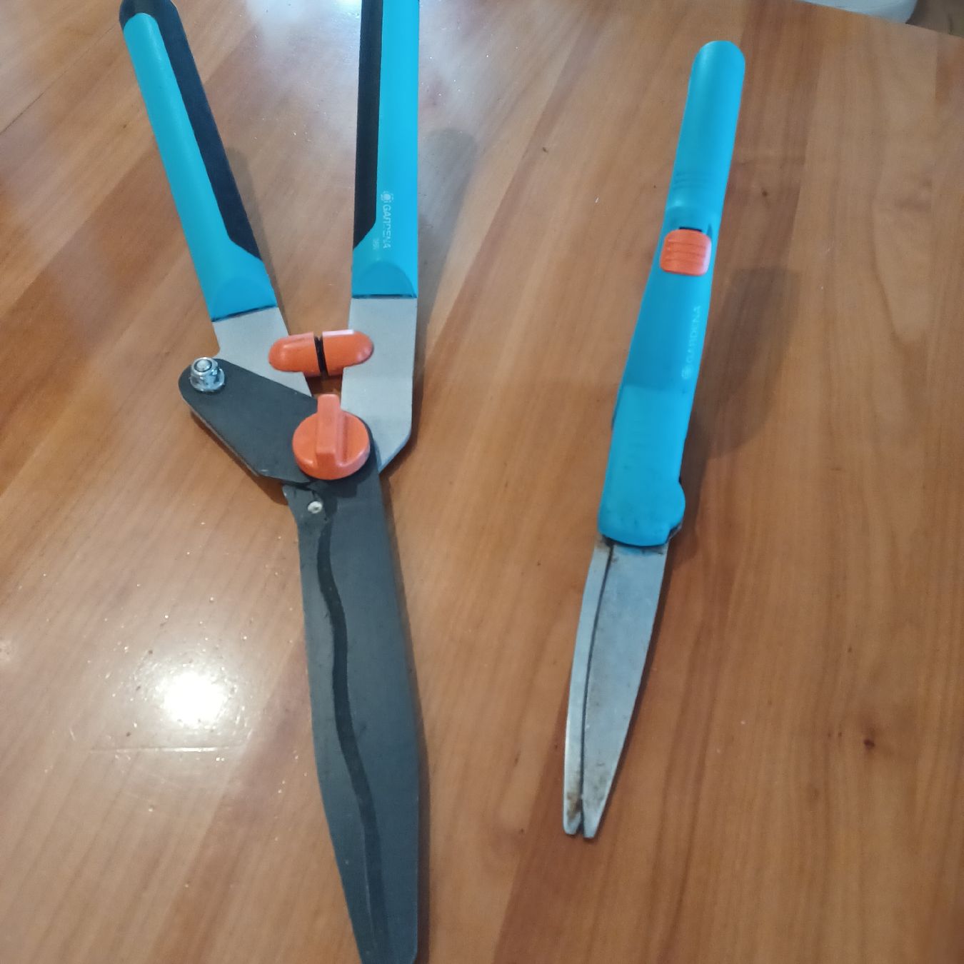 Gardena Tous les outils: Rasenschere , Heckenschere , Handsäge  Gardena – D'occasion à Waldkirch par Fantasia-101 7