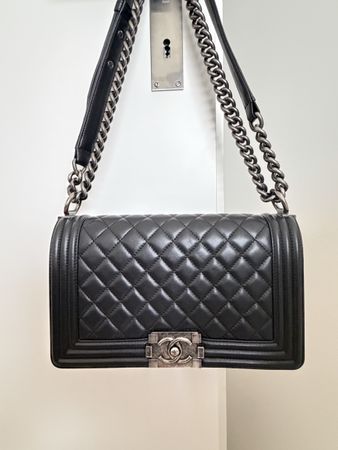 Chanel Boy Old Medium
