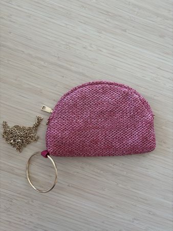 Jolie Pochette clutch rose tressée avec chaîne 