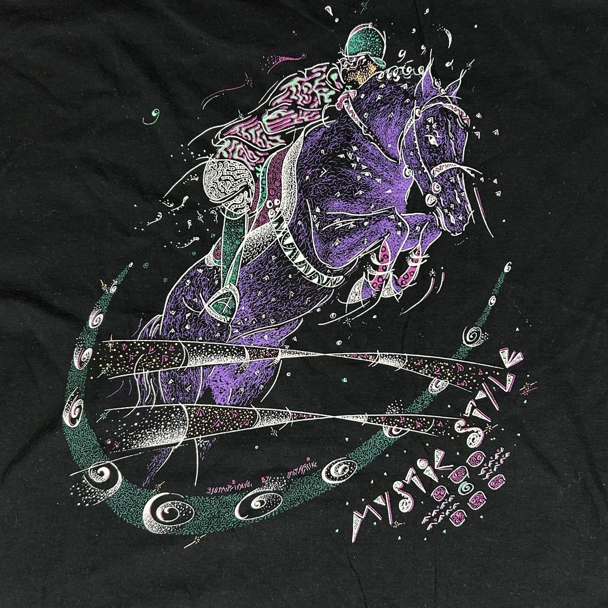 T-shirt: Graphic t-shirt 90s – Usato da La Sagne NE venduto da Matlasape 1