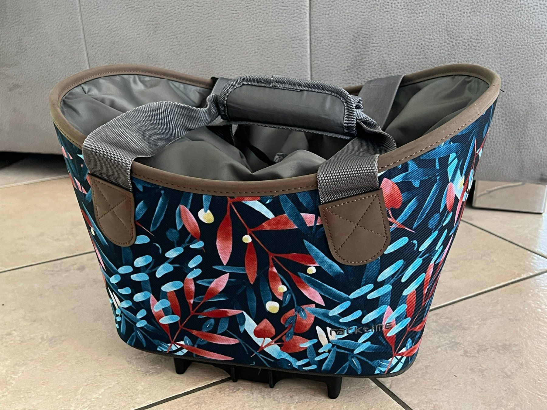 Pezzi di ricambio: Racktime Einkaufshilfe / Velokorb, neuwertig – Usato da Hirschthal venduto da rooblue