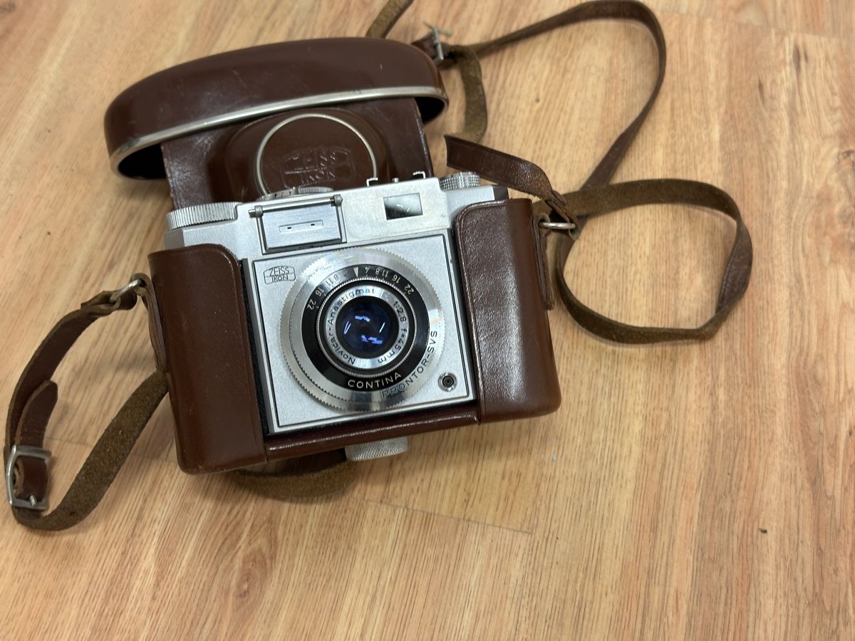 Zeiss Ikon Contina mit Lederetui - Top Zustand! (Usato) a Zürich