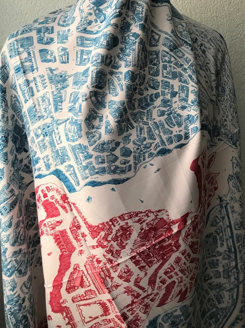 Foulards, Tücher & Schals: Schal Foulard Halstuch Stadtplan – Neu und originalverpackt aus Laufen von flowerfan 5