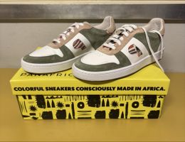 Sneaker Panafrica Grösse 40 neu