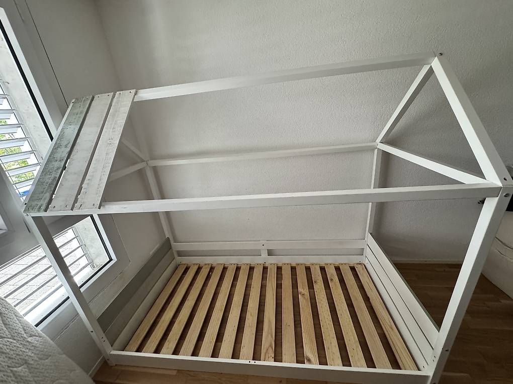Letti: Kinderbett Bett mit Matraze – Usato da Biel/Bienne venduto da Thierry840 1