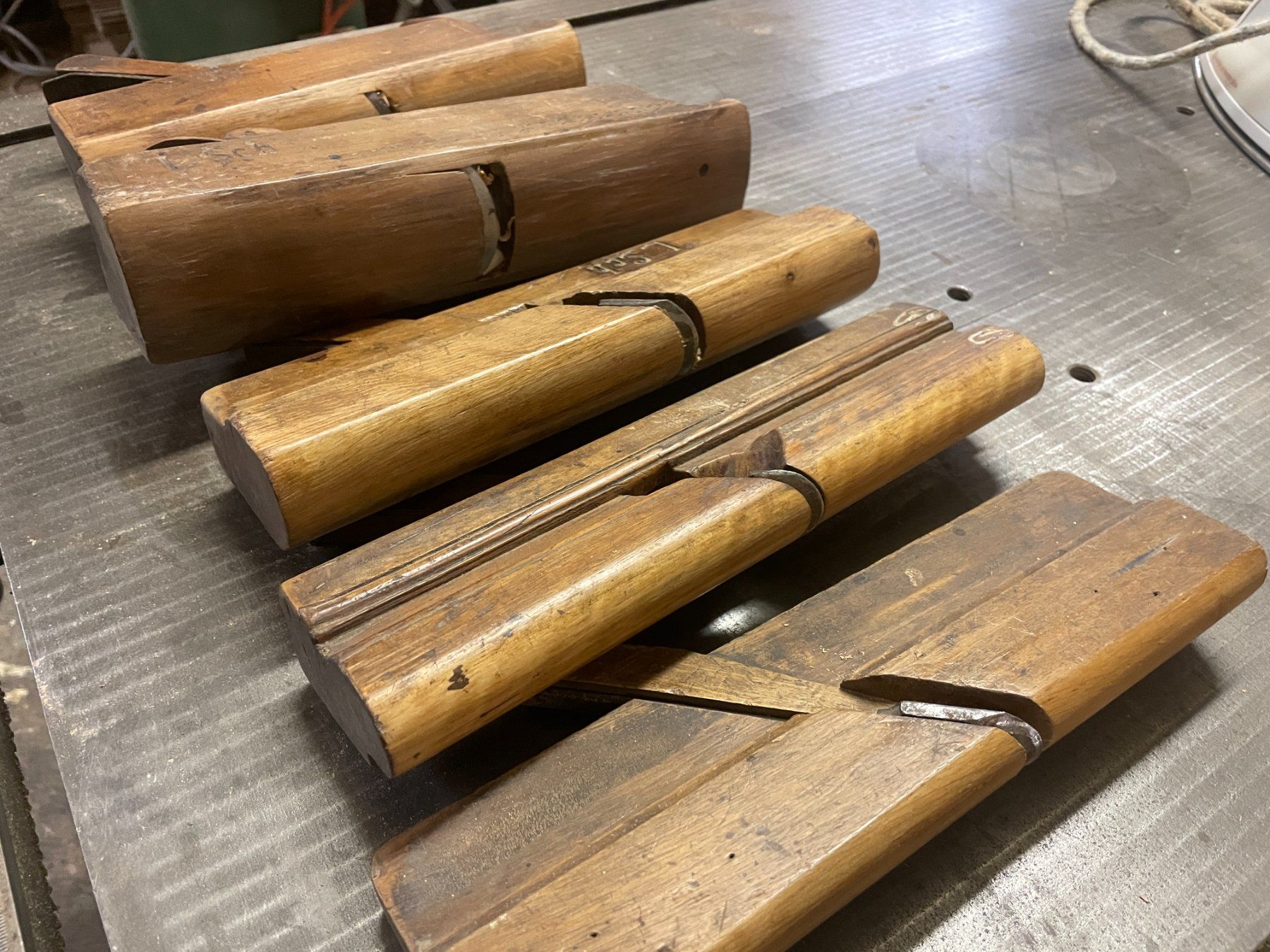 Tous les outils: Handhobel alt, runde Klinge, Set – D'occasion à Freienbach par Minx1