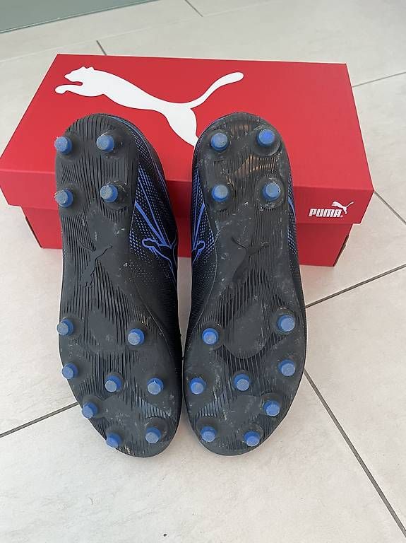 Scarpe da uomo: Chaussures foot garçon, taille 42 – Usato da Perly venduto da Evan78 2