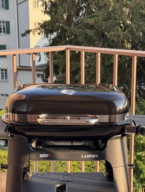 Griglie: Weber Lumin Elektrogrill inklusive Stand – Usato da Frauenfeld venduto da Jessy_kardakova 1
