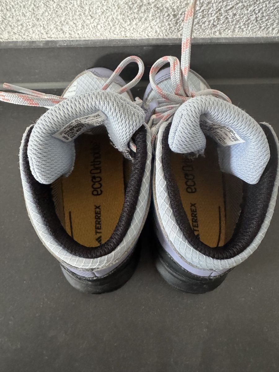 Adidas Scarpe per ragazzi: Kinder Wanderschuhe Adidas Terrex Gore-Tex Grösse 24 – Usato da Aarau Rohr venduto da mic_d6nr 2