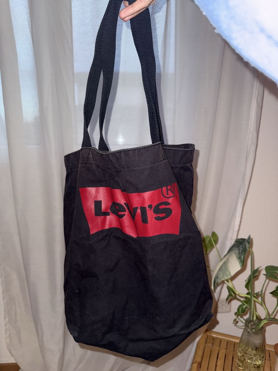 Levi's Sacs: Levis Kultbeutel – D'occasion à Mörschwil par Seegurke18