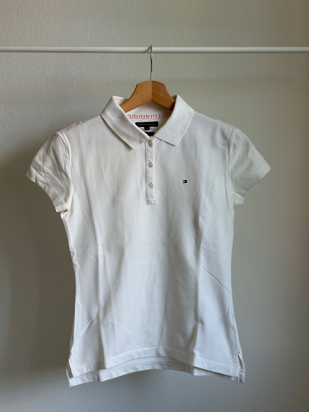 Tommy Hilfiger Camicette, T-shirt & Top: Tommy Hilfiger Polo – Nuovo (secondo la descrizione) da Zürich venduto da bbbggg
