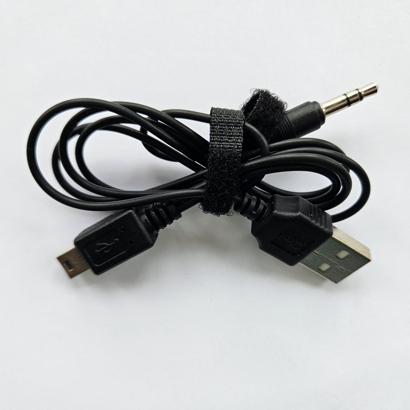 Unità & Adattatore: USB 2.0 A auf Mini USB B und Klinkenstecker Kabel – Nuovo (secondo la descrizione) da Bern venduto da Philipp8578