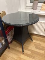 Rattantisch mit Glasplatte rund dunkelgrau klein