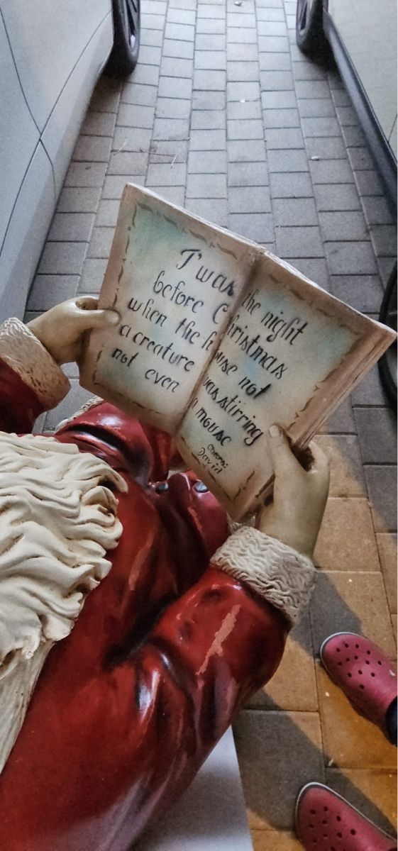 Figuren: Sitzender Weihnachtsmann auf einem Thron mit Laterne – Gebraucht aus Laufen von blikebasel 3