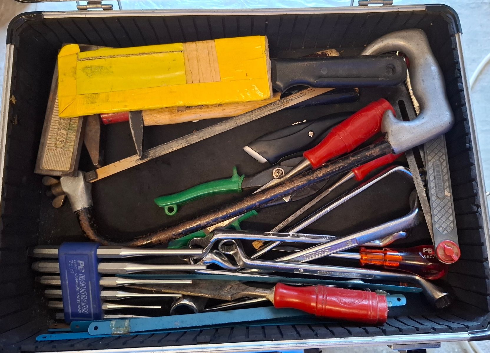 Tous les outils: Werkzeugkoffer Set – D'occasion à Hünenberg par extradesale 1