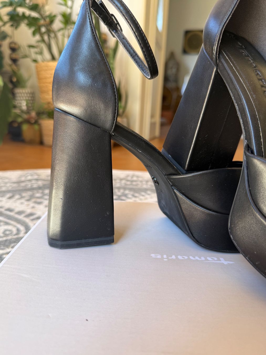 Tamaris Damenschuhe: Scarpe con  plateau Tamaris – Neu (gemäss Beschreibung) aus Bellinzona von bul_mvy5 5