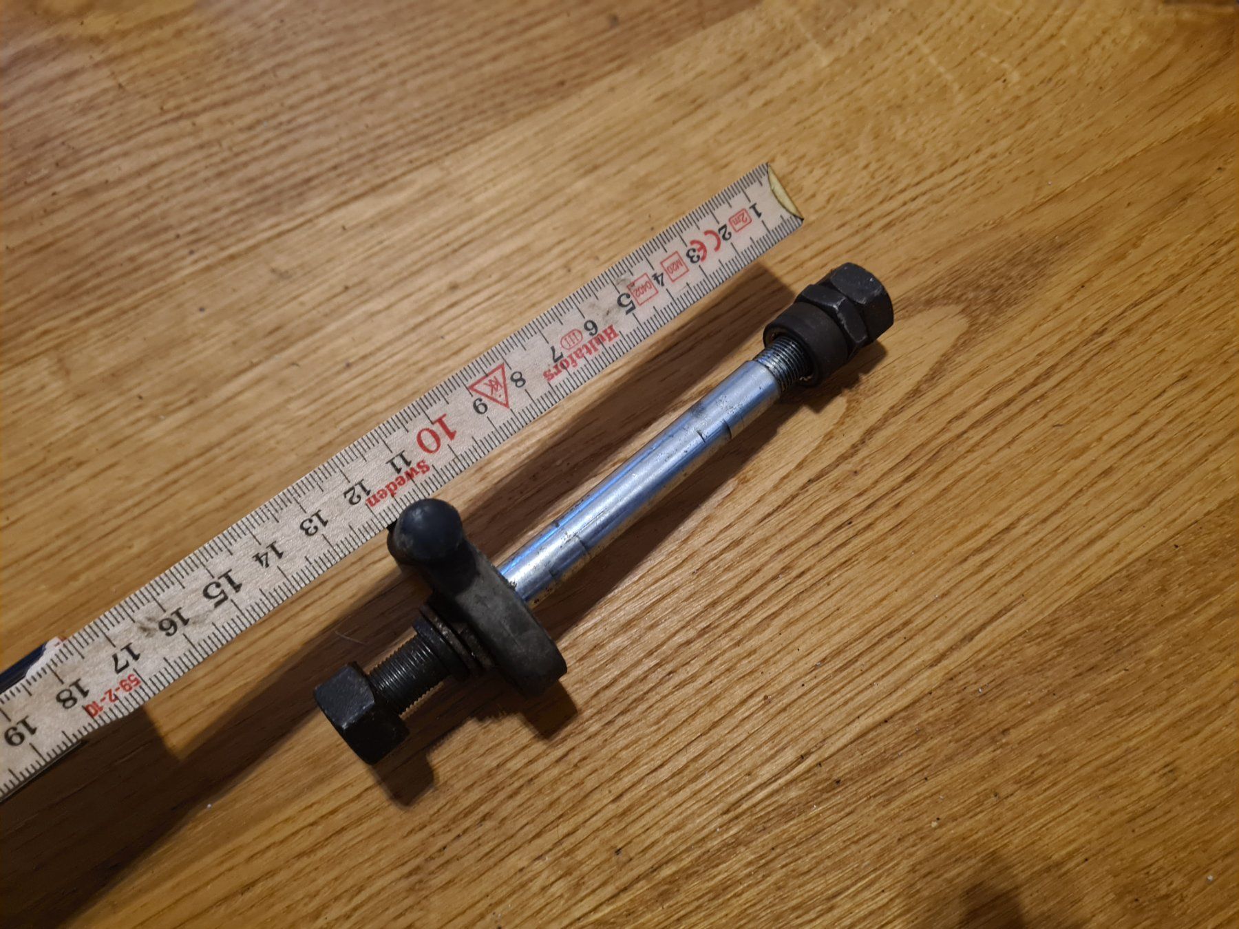 Sachs Ciclomotori: Vorderrad Achse mit Tacho Huret – Usato da frümsen venduto da Sailem 4