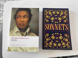 Lot de 2 livres William Shakespeare, état comme neuf