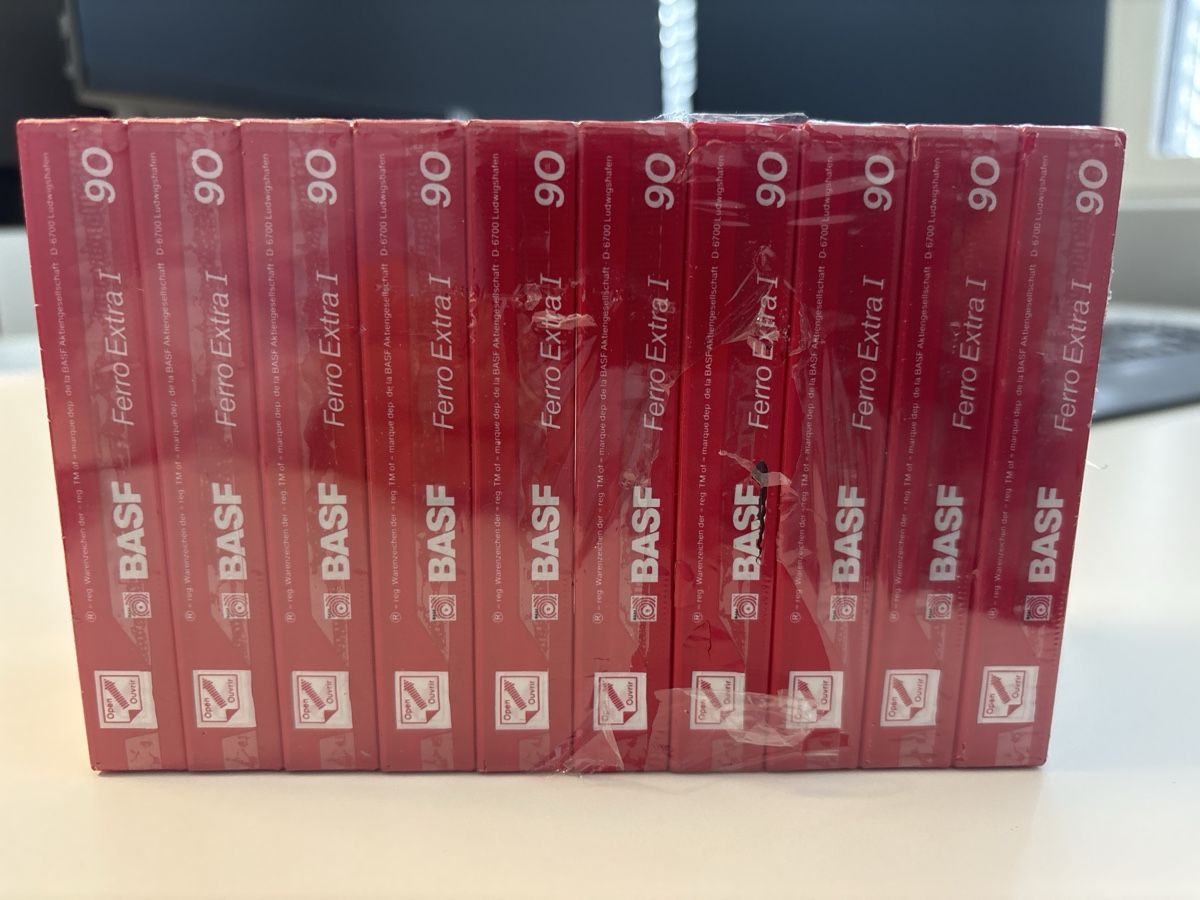 Cassettes audio: 10 x Basf Ferro Extra 90, OVP – Neuf (Voir description) à Zug par tlo_d2b2 1