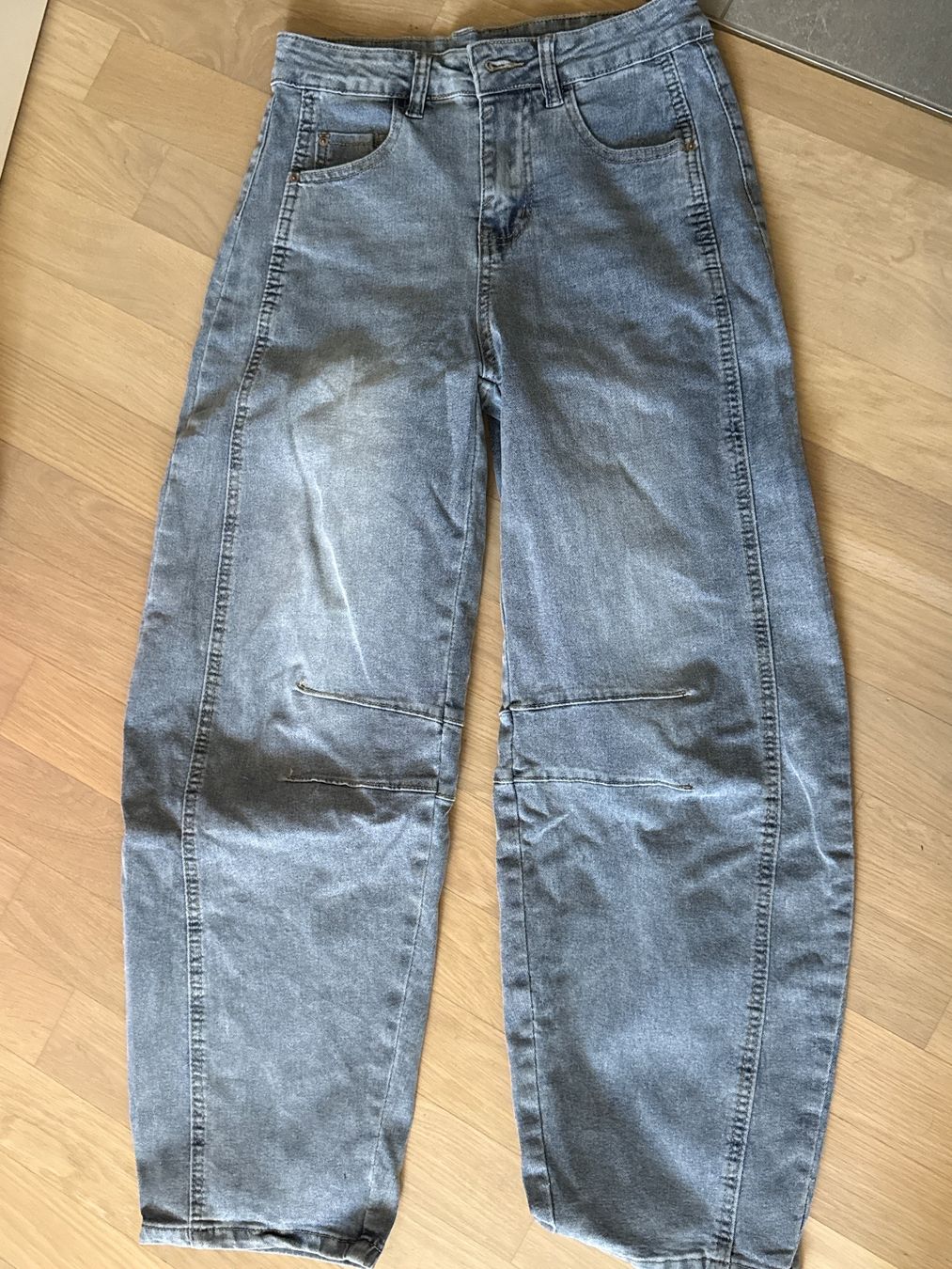 Pantaloni: moderne Damen Jeans  36 – Nuovo (secondo la descrizione) da Amriswil venduto da used2use 2