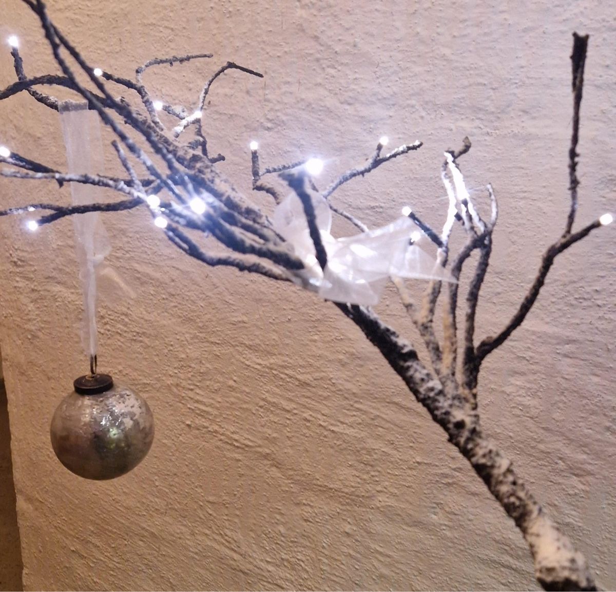 Tutte le decorazioni: Winterdeko Baum mit Lichterkette, Top Zustand – Usato da Schlieren venduto da SB_LO 3