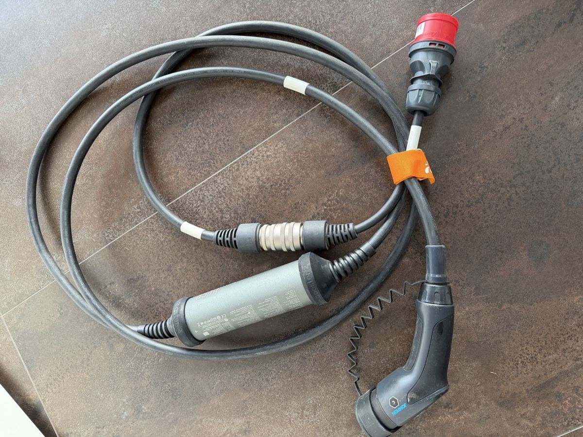 Juice Caricabatterie: Juice Booster 2 Mobile Ladestation – Usato da Wallisellen venduto da anna_bb 4