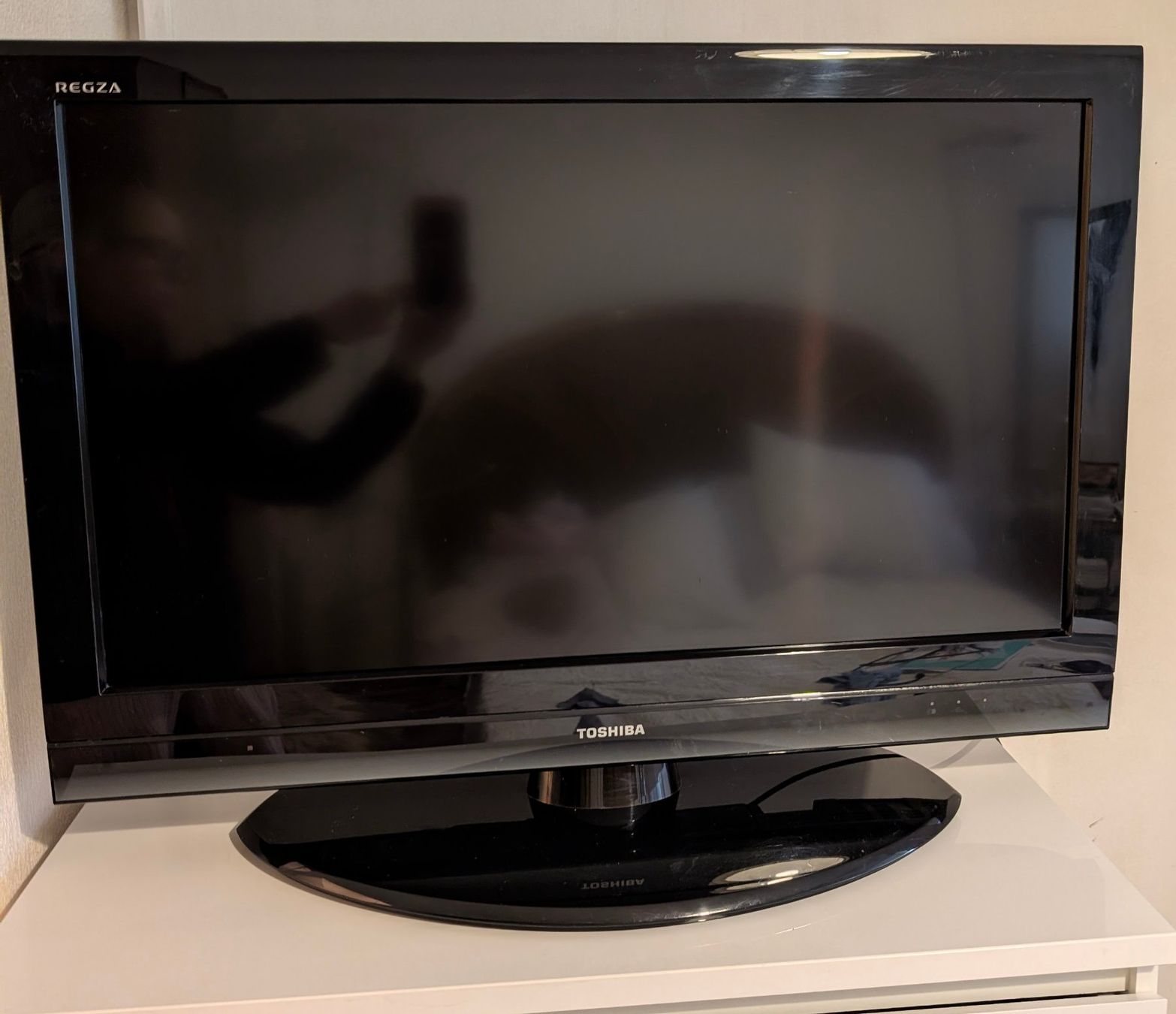 Toshiba Televisori: Téléviseur Toschiba Regza – Usato da Genève venduto da Maria11 1