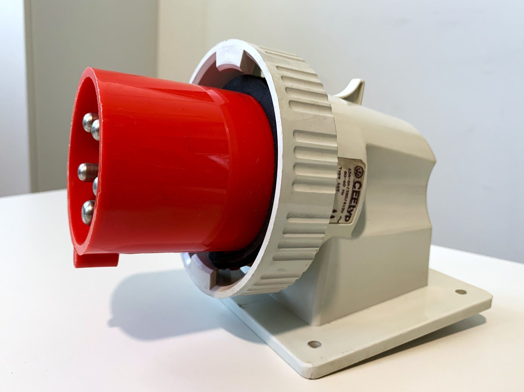 Walther Stecker: Anbaugerätestecker 63A 5-Pol - Walther Werke - Type 669 – Neu (gemäss Beschreibung) aus Münchenstein von Licontrol 1
