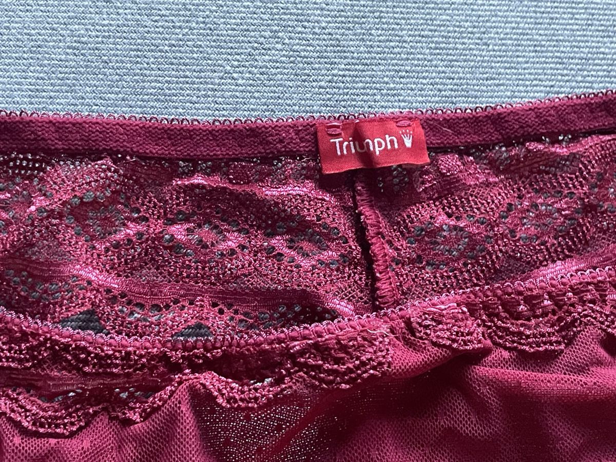 Triumph Altra biancheria intima: Triumph String Gr.M in Bordeaux – Usato da St. Moritz venduto da hdj_dd7v 2