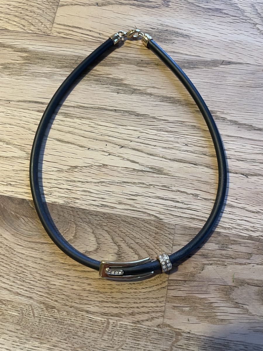 Pierre Lang Catenine: Pierre Lang Halsband – Usato da Flawil venduto da Naphtali 1
