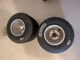 2 Vega Kart Reifen auf Felgen gebraucht guter Zustand