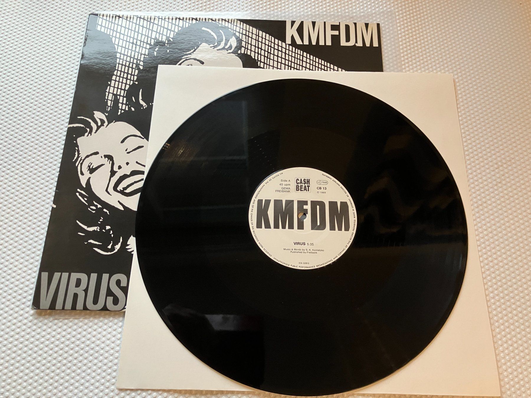 Schallplatten: KMFDM – Gebraucht aus Aarwangen von Jukebox3 3