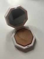 Fenty Beauty Highlighter